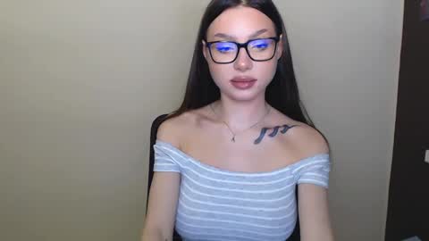 Snapshot of maxi_sweetheart chatting on 14, 12, 2024 Joanna online show from 14, 12, 2024