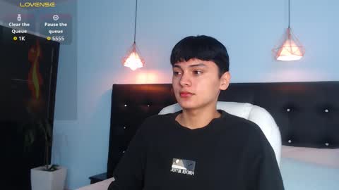 Snapshot of maxii18_ chatting on 14, 10, 2025 -- -- online show from 14, 10, 2025