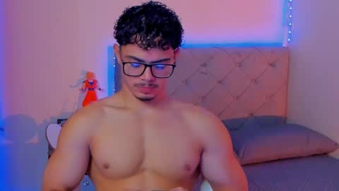 Snapshot of maxiimus__ chatting on 18, 9, 2025 Maximus online show from 18, 9, 2025