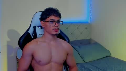 Snapshot of maxiimus__ chatting on 24, 9, 2025 Maximus online show from 24, 9, 2025