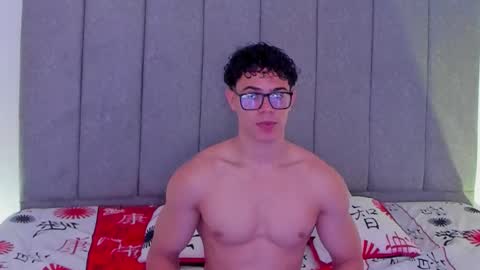 Snapshot of maxiimus__ chatting on 21, 10, 2025 Maximus online show from 21, 10, 2025