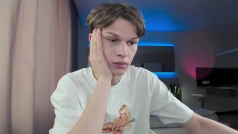 maxim burn online show from 25, 2, 2025