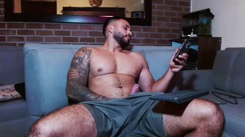 Max online show from 1, 10, 2025