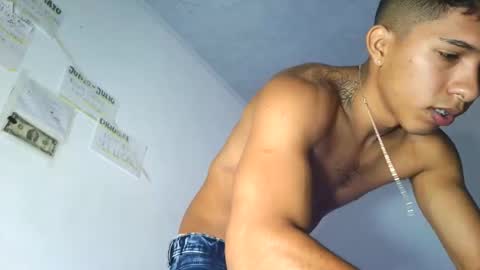 Snapshot of maximo_vega_new chatting on 11, 2, 2026 Maximo Aron Vega online show from 11, 2, 2026