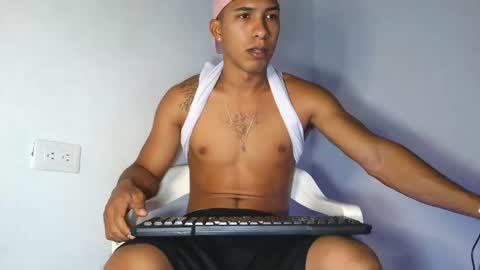 Snapshot of maximo_vega_new chatting on 12, 2, 2026 Maximo Aron Vega online show from 12, 2, 2026