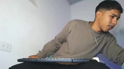 Snapshot of maximo_vega_new chatting on 11, 3, 2026 Maximo Aron Vega online show from 11, 3, 2026