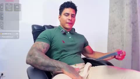 Snapshot of maximoscott_ chatting on 1, 3, 2025 Maximoscott online show from 1, 3, 2025