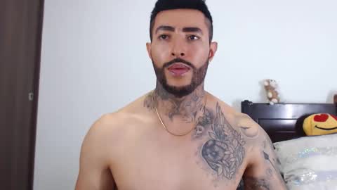 Independent Model online show from 12, 12, 2024