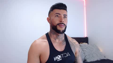 Independent Model online show from 18, 9, 2025