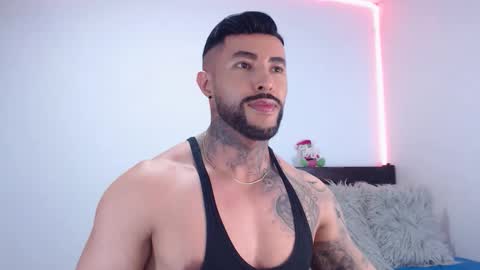 Independent Model online show from 5, 12, 2025