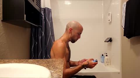 Snapshot of maximusdemitrious chatting on 10, 9, 2025 maximusdemitrious online show from 10, 9, 2025