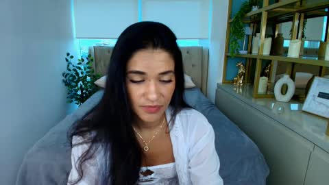 Maxine online show from 2, 2, 2026