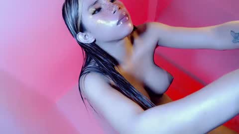 Maxinesexy online show from 8, 2, 2025