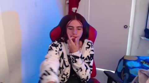 maxinesex_ online show from 5, 1, 2026