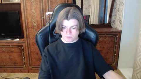 Snapshot of maxplay18 chatting on 30, 11, 2025 Max online show from 30, 11, 2025