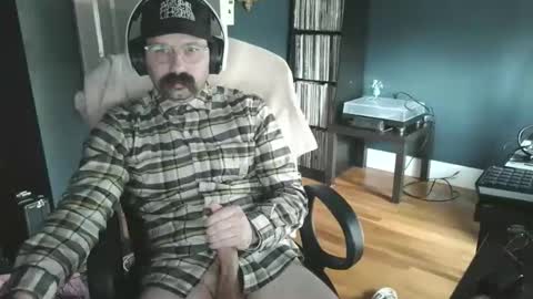 Snapshot of maxpower840 chatting on 3, 4, 2026 maxpower840 online show from 3, 4, 2026