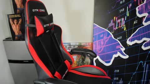 Max Price online show from 4, 1, 2025