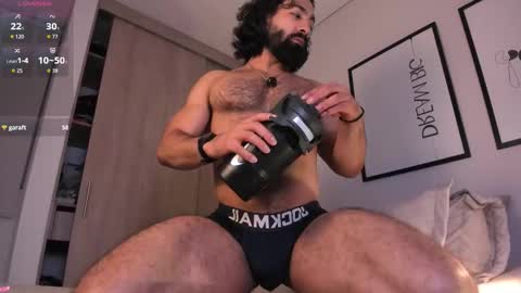 Snapshot of maxstrong01 chatting on 19, 2, 2026 Max online show from 19, 2, 2026