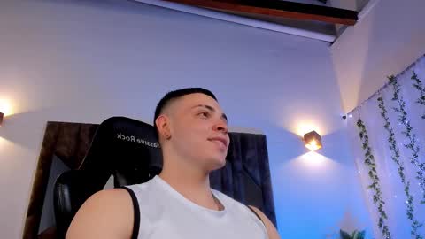 MAX online show from 22, 2, 2025