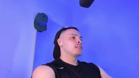 MAX online show from 27, 9, 2025