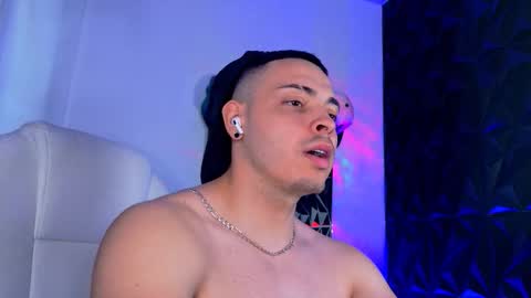 MAX online show from 3, 2, 2026