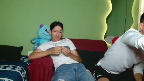 Snapshot of maxx_dick chatting on 17, 11, 2025 maxx_dick online show from 17, 11, 2025