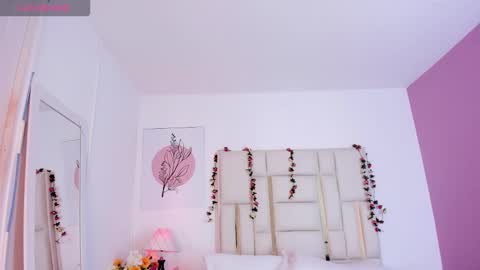 Snapshot of maxxine_vx chatting on 9, 11, 2025 Valentina online show from 9, 11, 2025