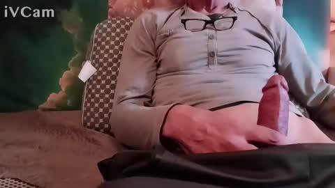 Snapshot of maxxoufr chatting on 14, 3, 2026 maxxoufr online show from 14, 3, 2026