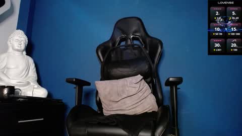 Snapshot of maxxxpowerful chatting on 27, 10, 2025 maxxxpowerful online show from 27, 10, 2025