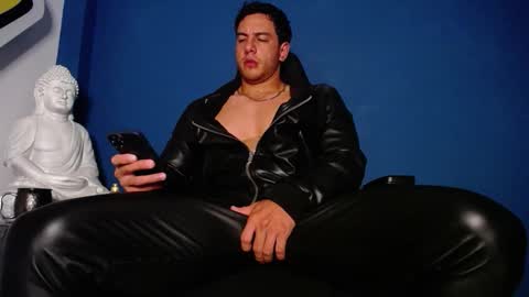 maxxxpowerful online show from 22, 12, 2025