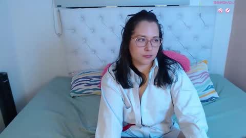 May online show from 25, 11, 2025