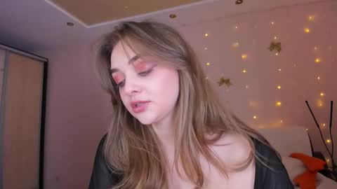 May Flower online show from 11, 3, 2026