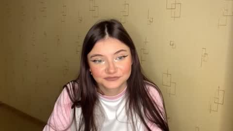 Snapshot of may_rollins chatting on 19, 11, 2025 may online show from 19, 11, 2025