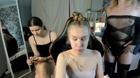 Leila online show from 20, 12, 2025