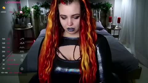 Maya Mils online show from 30, 12, 2024