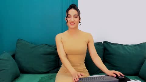 Maya online show from 8, 2, 2025