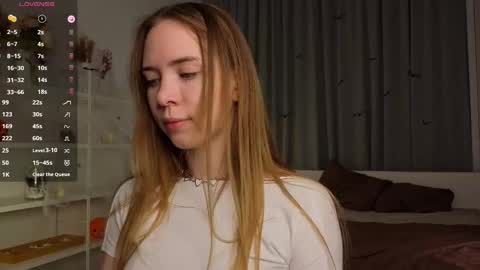 Snapshot of mayagreet chatting on 3, 11, 2025 My name is Kara online show from 3, 11, 2025