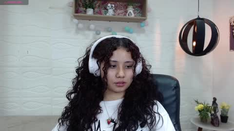 Maya online show from 30, 1, 2025
