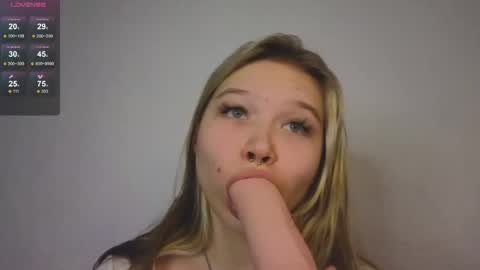 Maya  online show from 31, 10, 2025