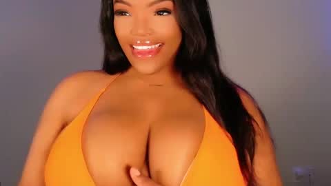 Snapshot of maybabi chatting on 22, 11, 2025 MayBabi online show from 22, 11, 2025