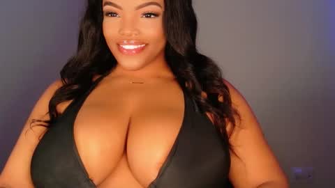 Snapshot of maybabi chatting on 13, 12, 2025 MayBabi online show from 13, 12, 2025