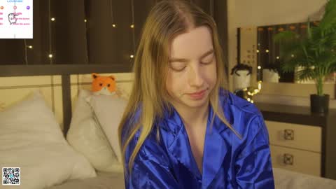 Violet online show from 6, 1, 2025