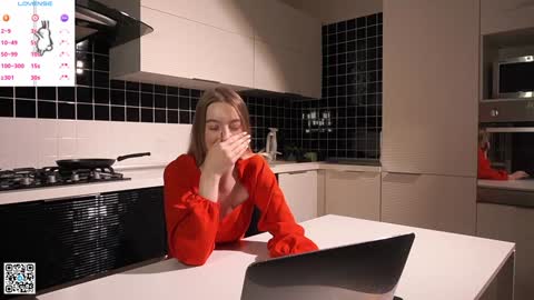 Violet online show from 25, 1, 2025