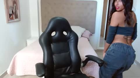 MAYA online show from 7, 1, 2026