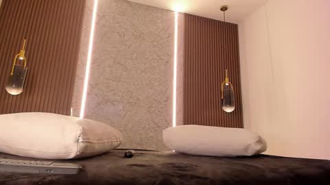 Maye Wells online show from 28, 2, 2026