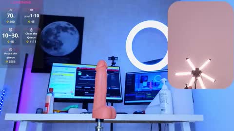 Mayka online show from 12, 10, 2025