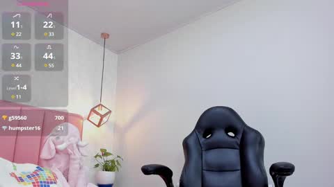 Snapshot of mayroberts chatting on 14, 2, 2025 MAY online show from 14, 2, 2025