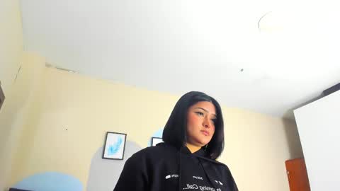 Mayu KIm online show from 15, 10, 2025