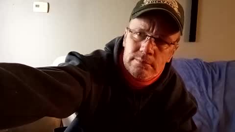 mcfly1973 online show from 25, 1, 2025