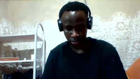 Snapshot of mclntz_bbc chatting on 2, 2, 2025 mclntz_bbc online show from 2, 2, 2025
